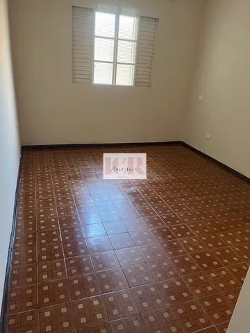 Casa à venda com 3 quartos, 141m² - Foto 2