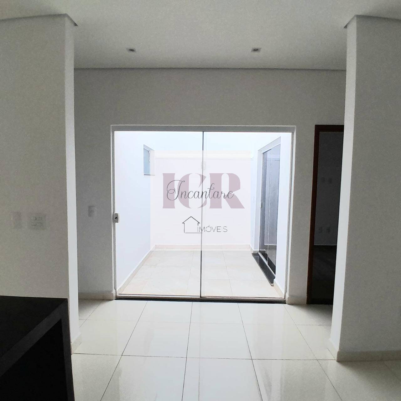 Casa de Condomínio à venda com 3 quartos, 108m² - Foto 3