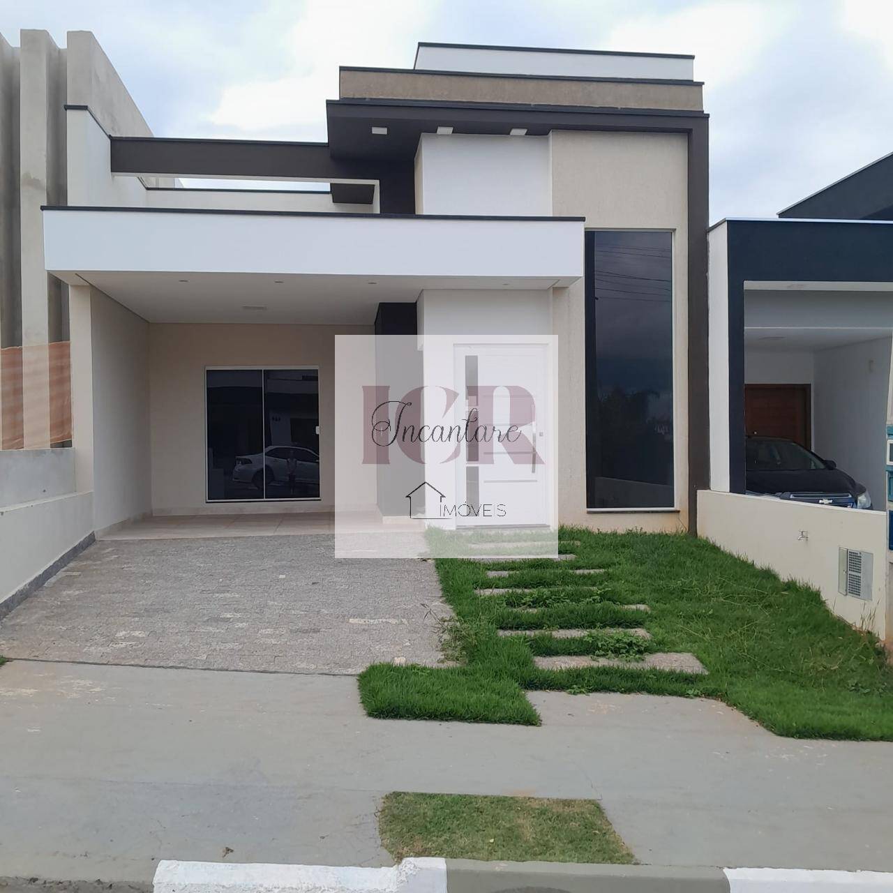 Casa de Condomínio à venda com 3 quartos, 108m² - Foto 1