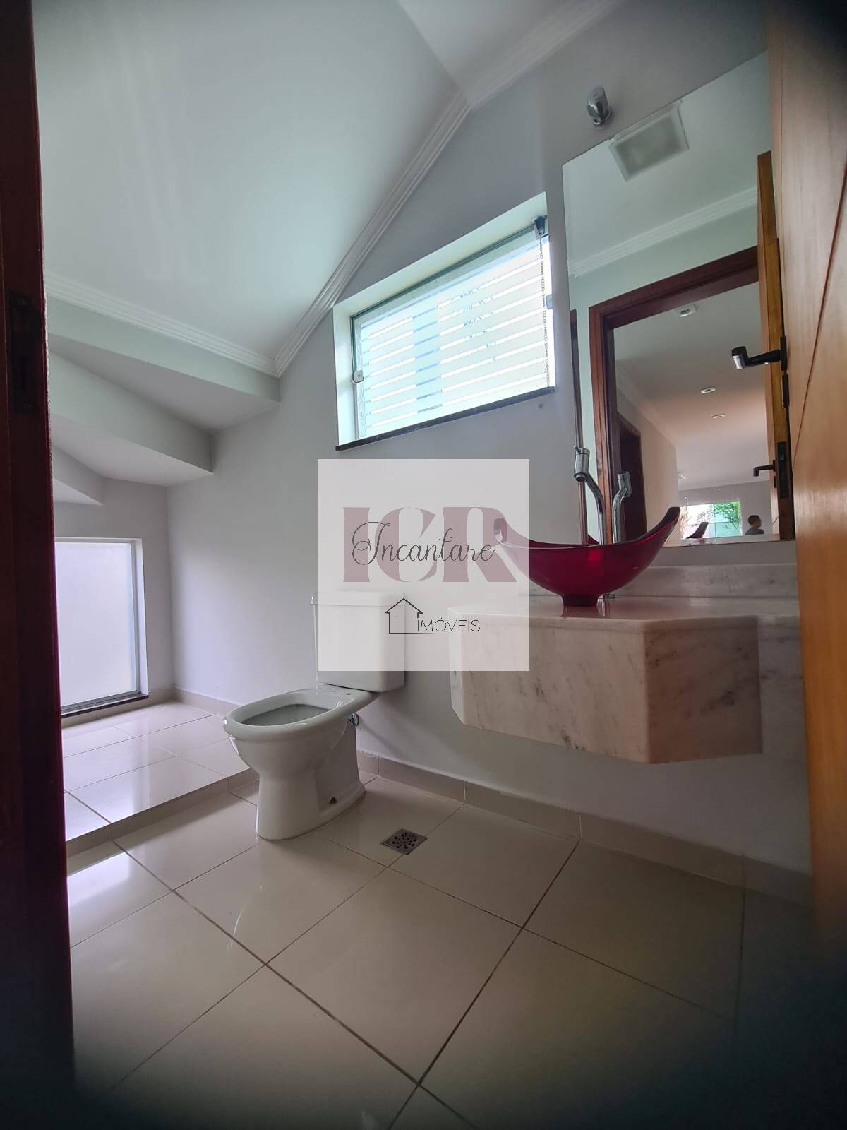 Casa de Condomínio à venda com 4 quartos, 220m² - Foto 13