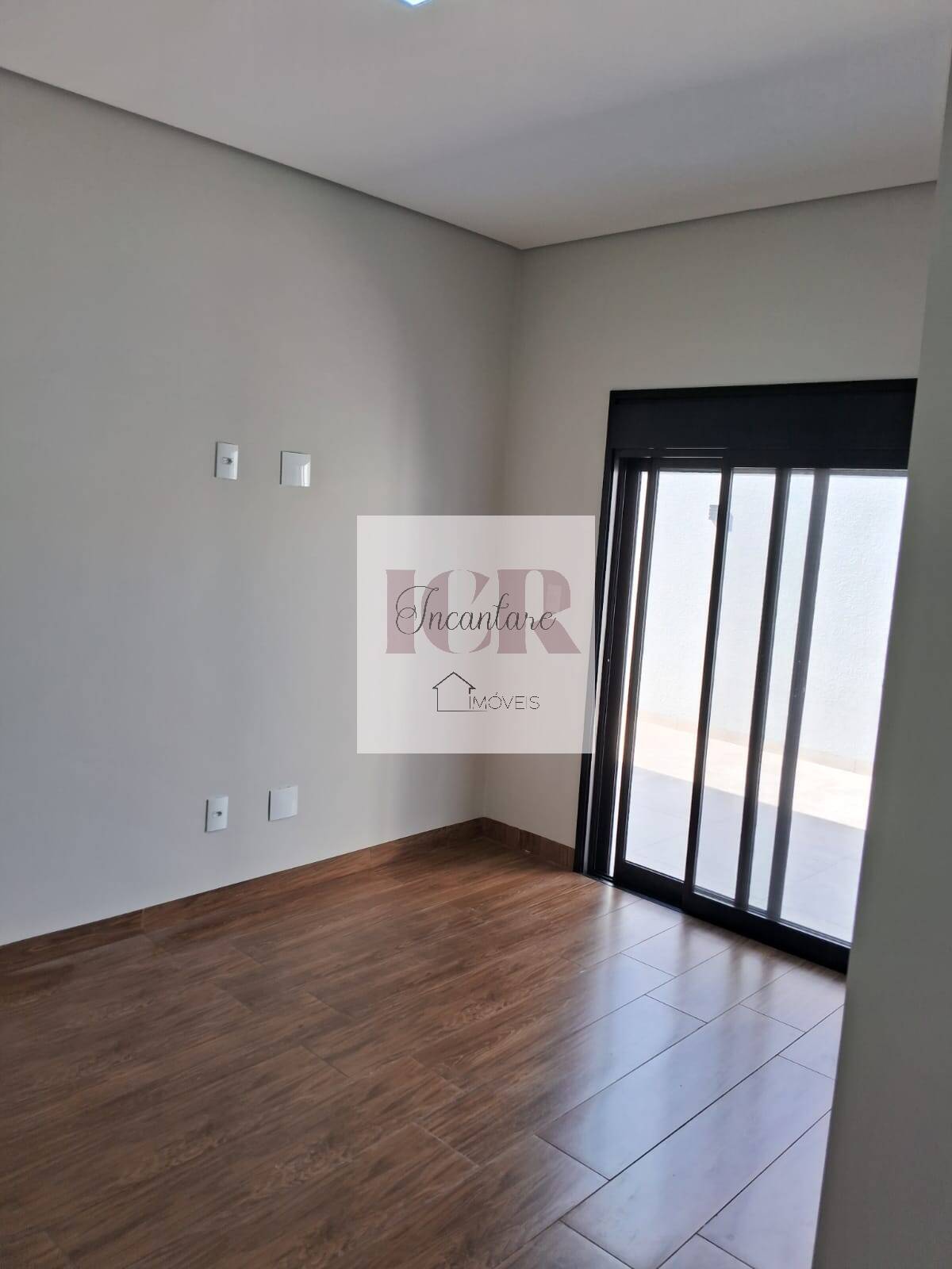 Casa à venda com 3 quartos, 132m² - Foto 3