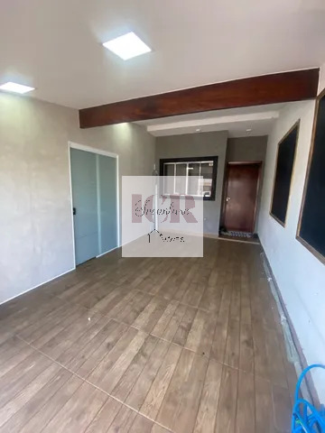 Casa à venda com 3 quartos, 90m² - Foto 2