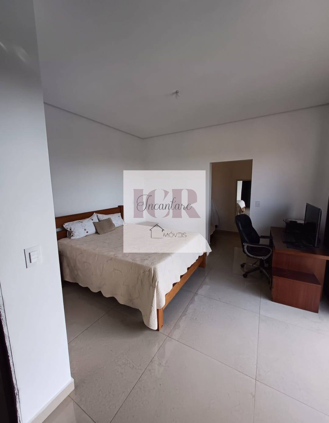 Casa à venda com 4 quartos, 250m² - Foto 23