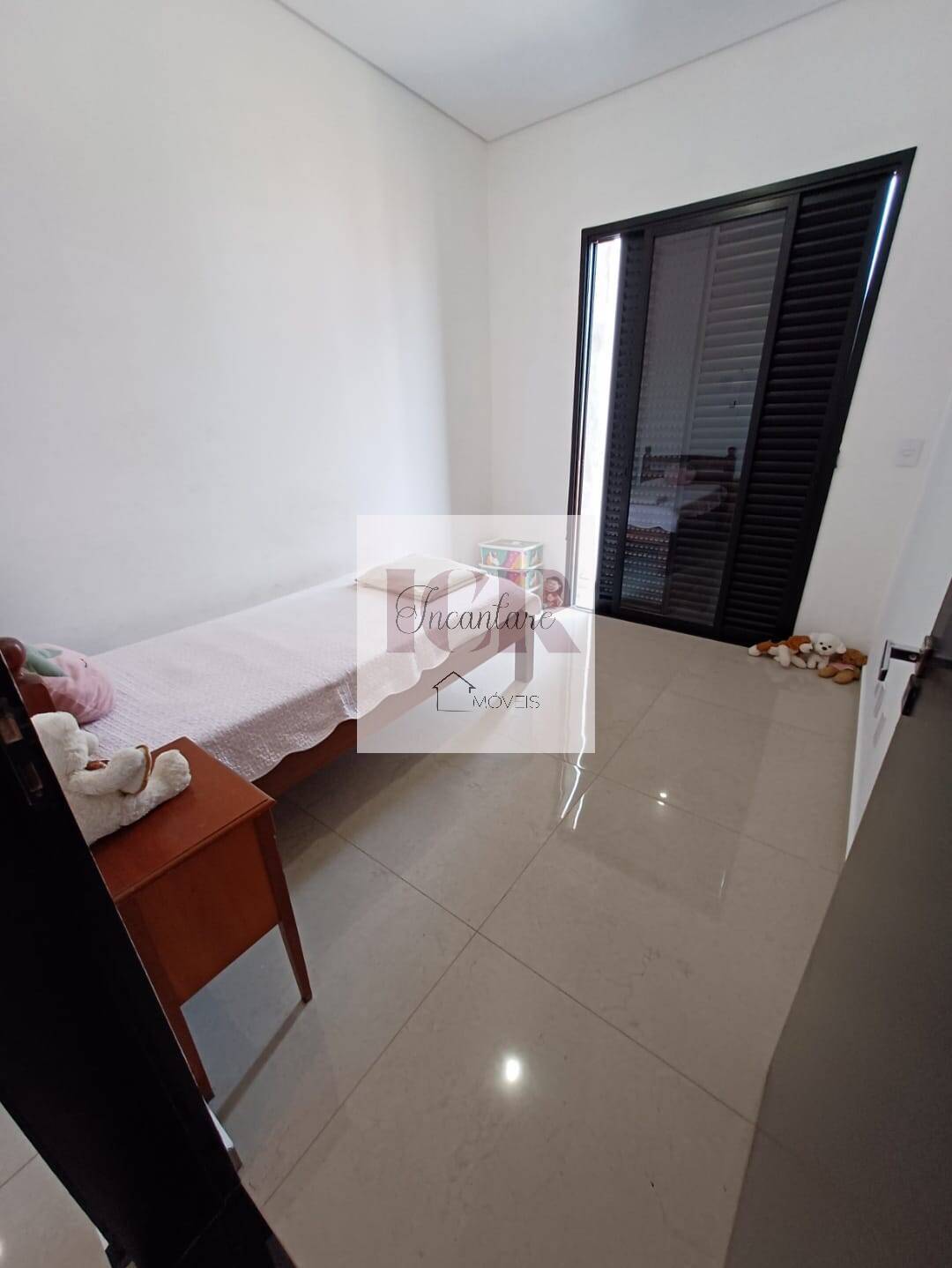 Casa à venda com 4 quartos, 250m² - Foto 25