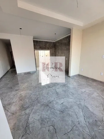 Casa à venda com 2 quartos, 69m² - Foto 4