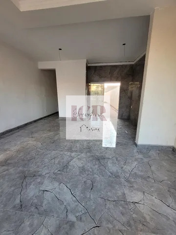 Casa à venda com 2 quartos, 69m² - Foto 2