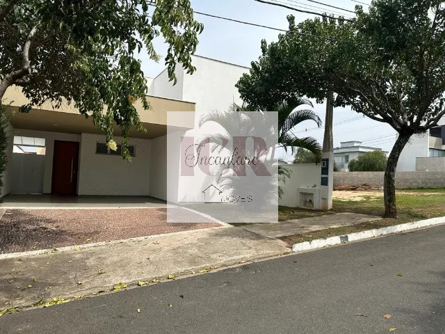 Casa de Condomínio à venda com 3 quartos, 160m² - Foto 2