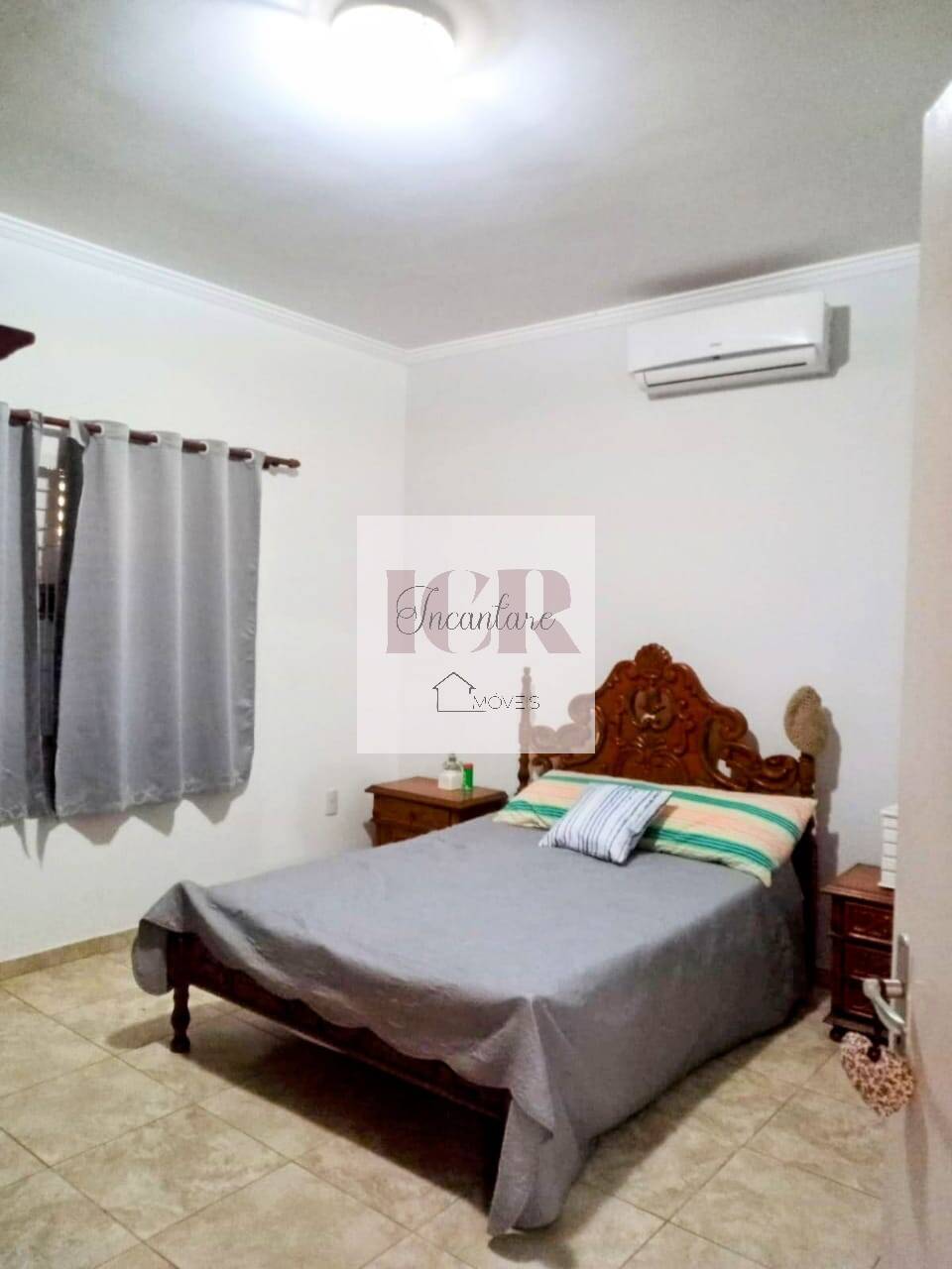 Casa à venda com 3 quartos, 219m² - Foto 11