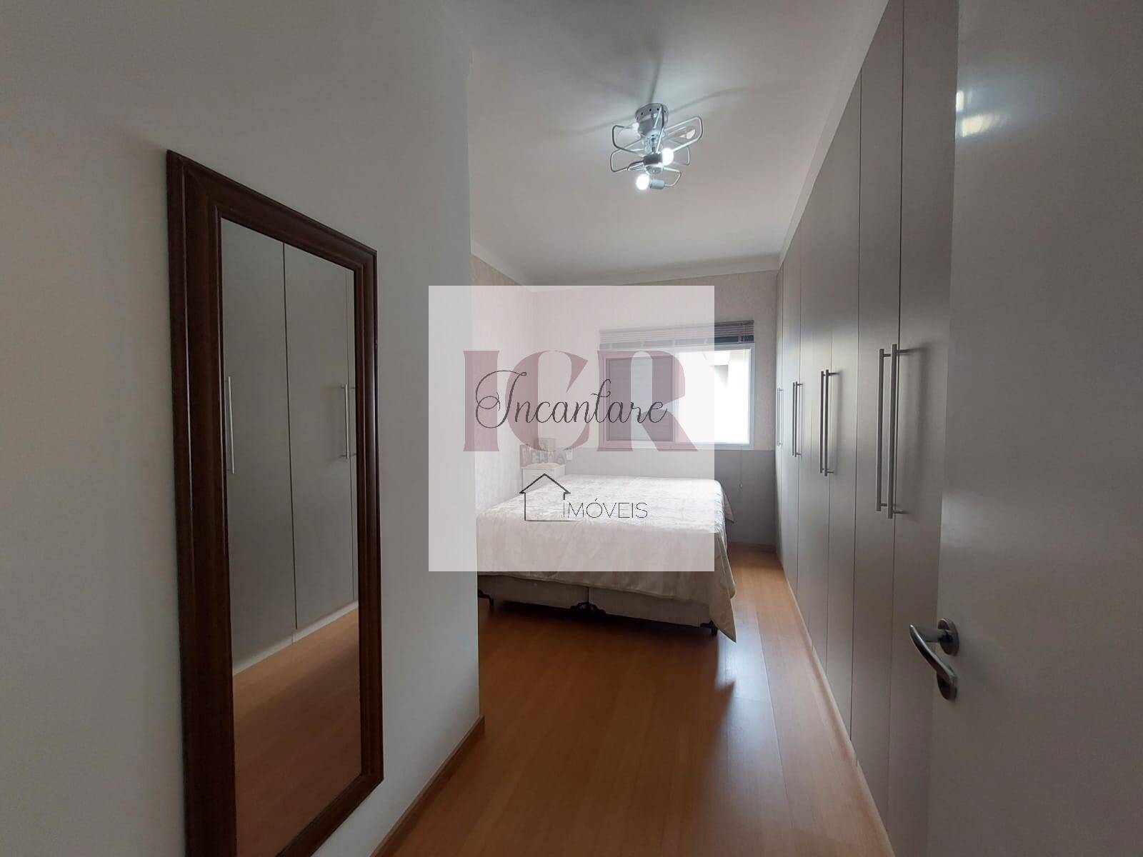 Apartamento à venda com 2 quartos, 65m² - Foto 4