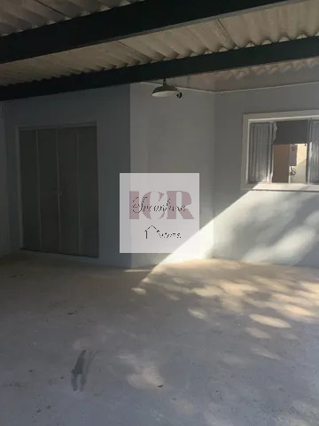 Casa à venda com 2 quartos, 57m² - Foto 9