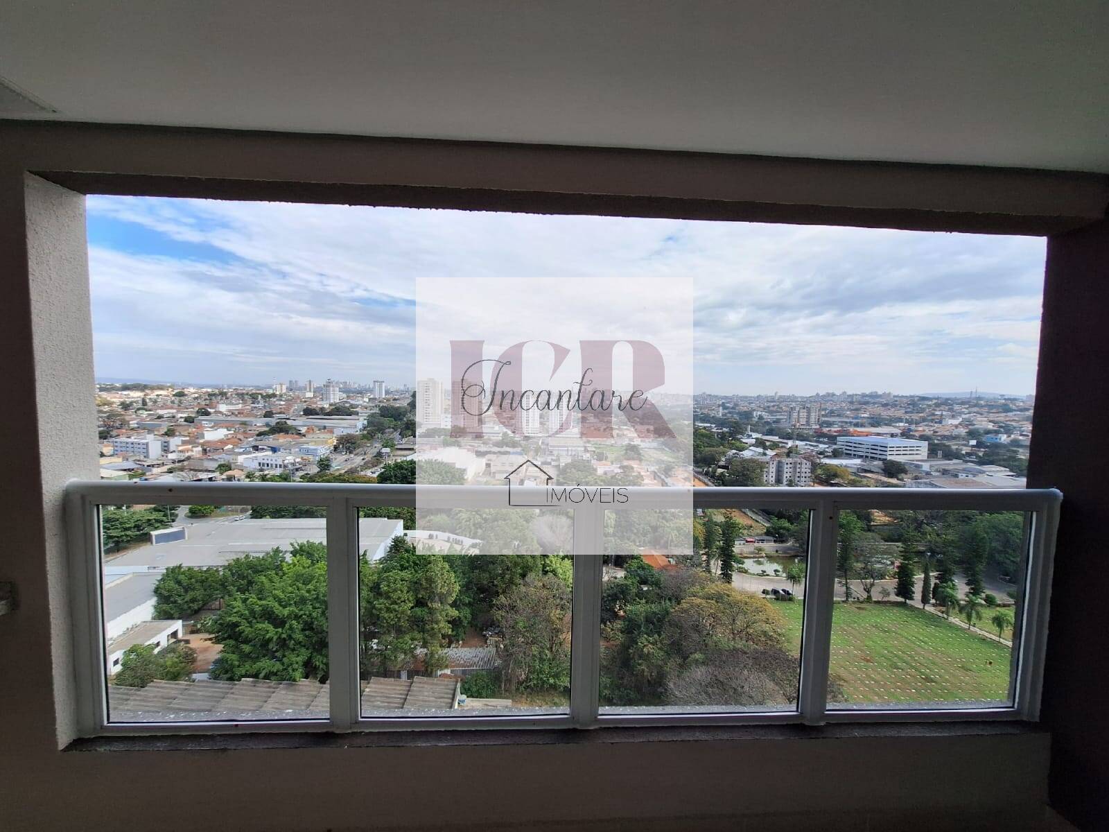 Apartamento à venda com 2 quartos, 62m² - Foto 1