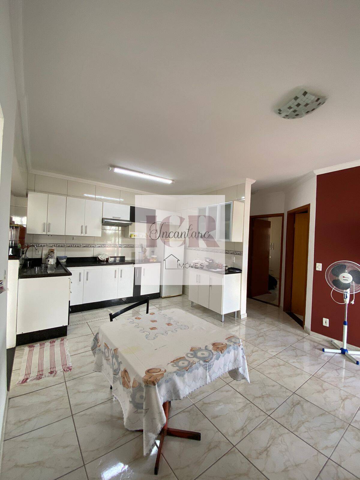 Casa à venda com 3 quartos, 196m² - Foto 10