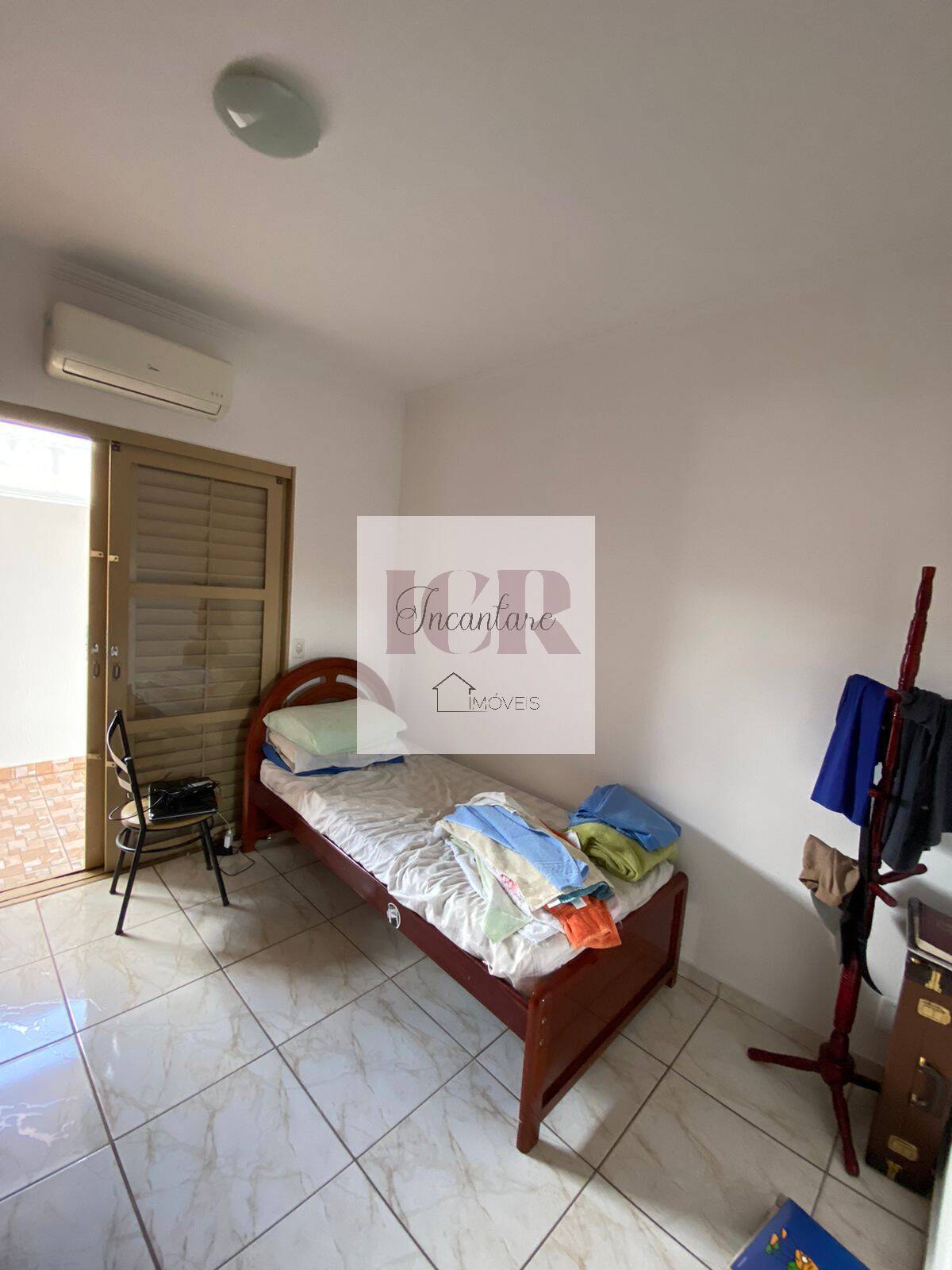 Casa à venda com 3 quartos, 196m² - Foto 14