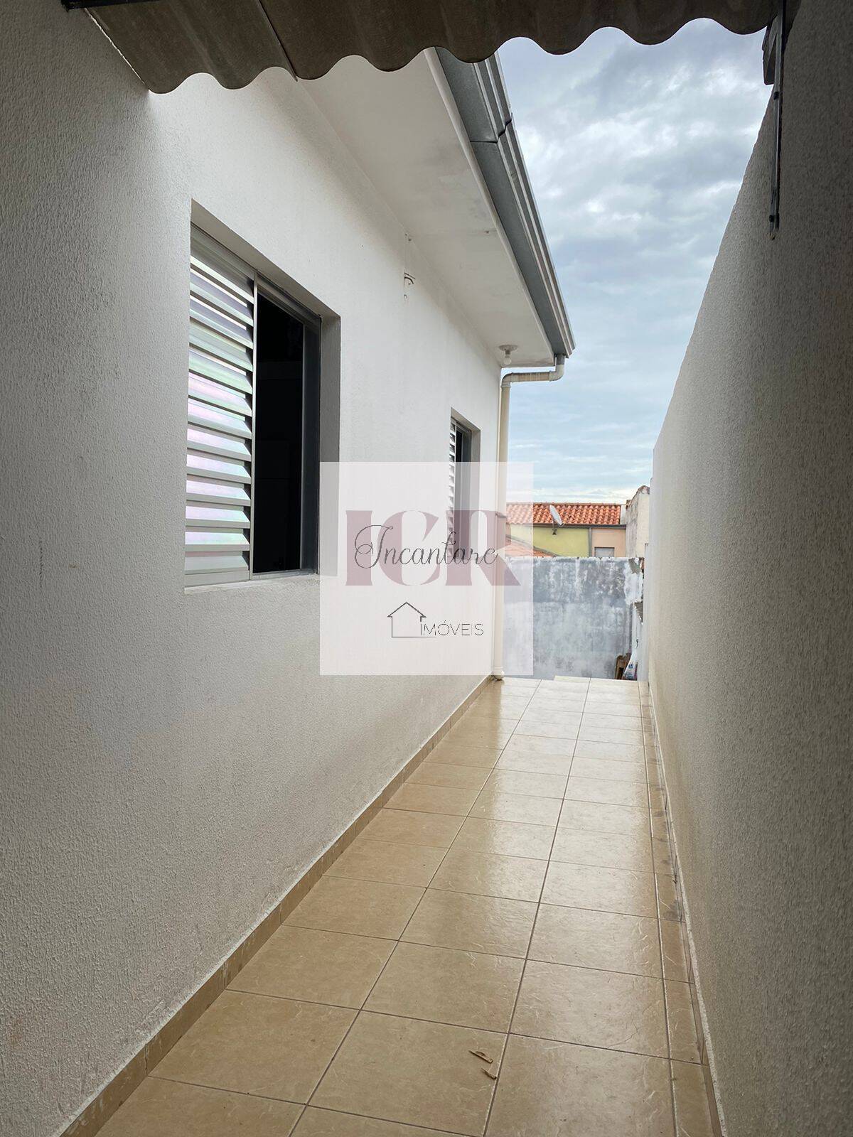 Casa à venda com 2 quartos, 56m² - Foto 6