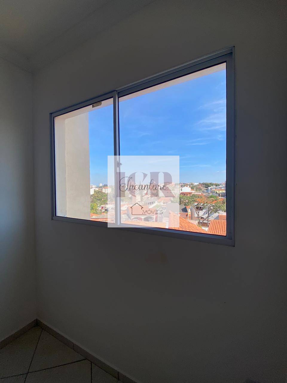 Apartamento à venda com 2 quartos, 57m² - Foto 1