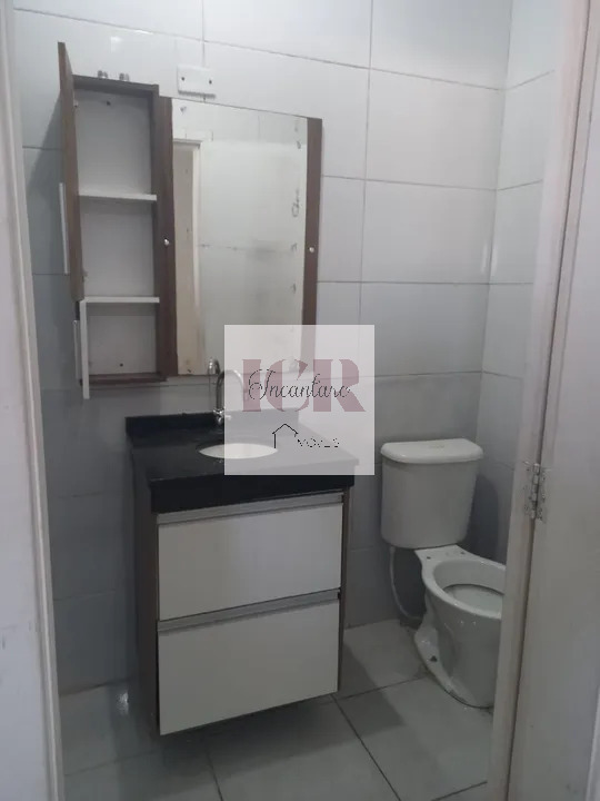 Casa à venda com 2 quartos, 61m² - Foto 4