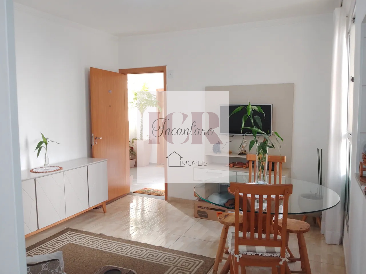 Apartamento à venda com 2 quartos, 49m² - Foto 1