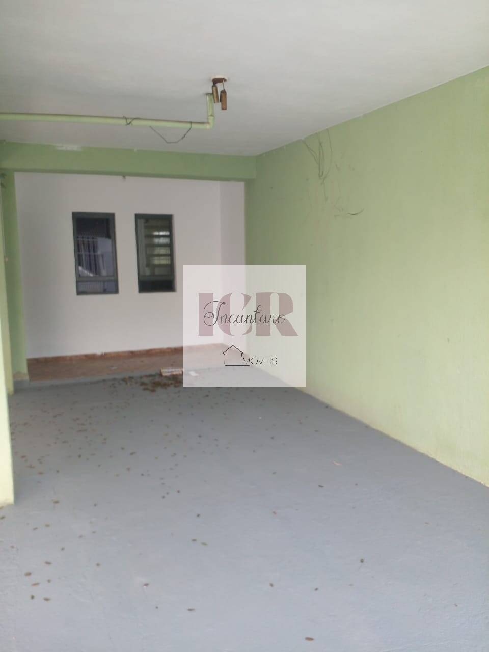 Casa à venda com 3 quartos, 90m² - Foto 2