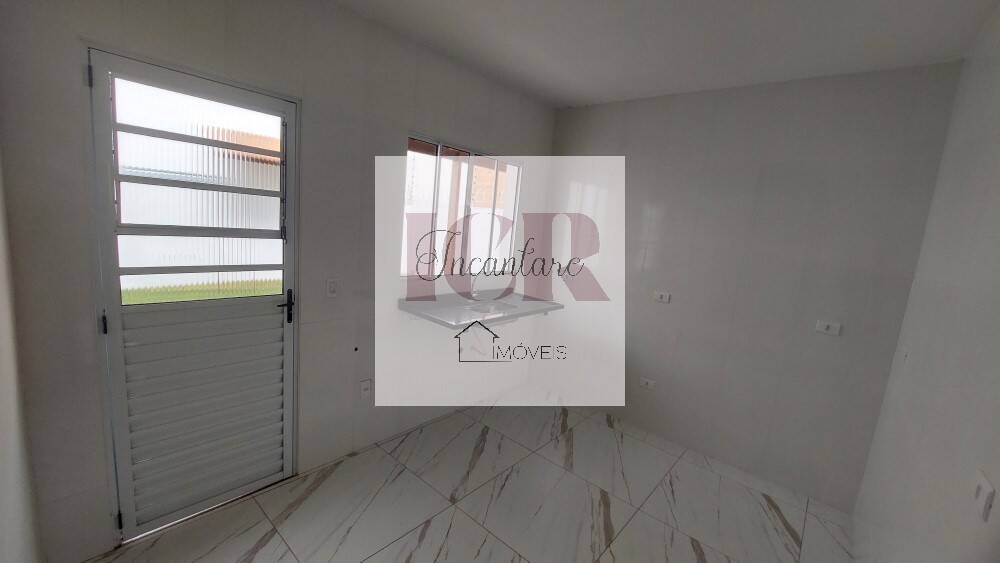 Sobrado à venda com 2 quartos, 68m² - Foto 4