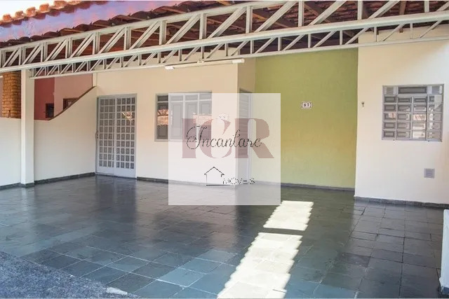 Casa de Condomínio à venda com 3 quartos, 106m² - Foto 1