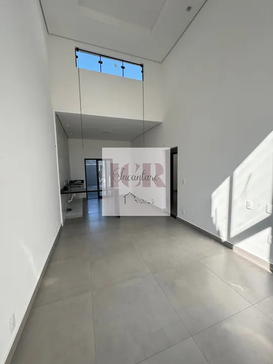 Casa à venda com 3 quartos, 117m² - Foto 2