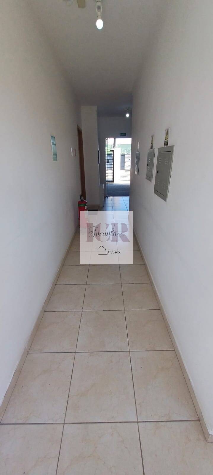 Apartamento à venda com 2 quartos, 45m² - Foto 12