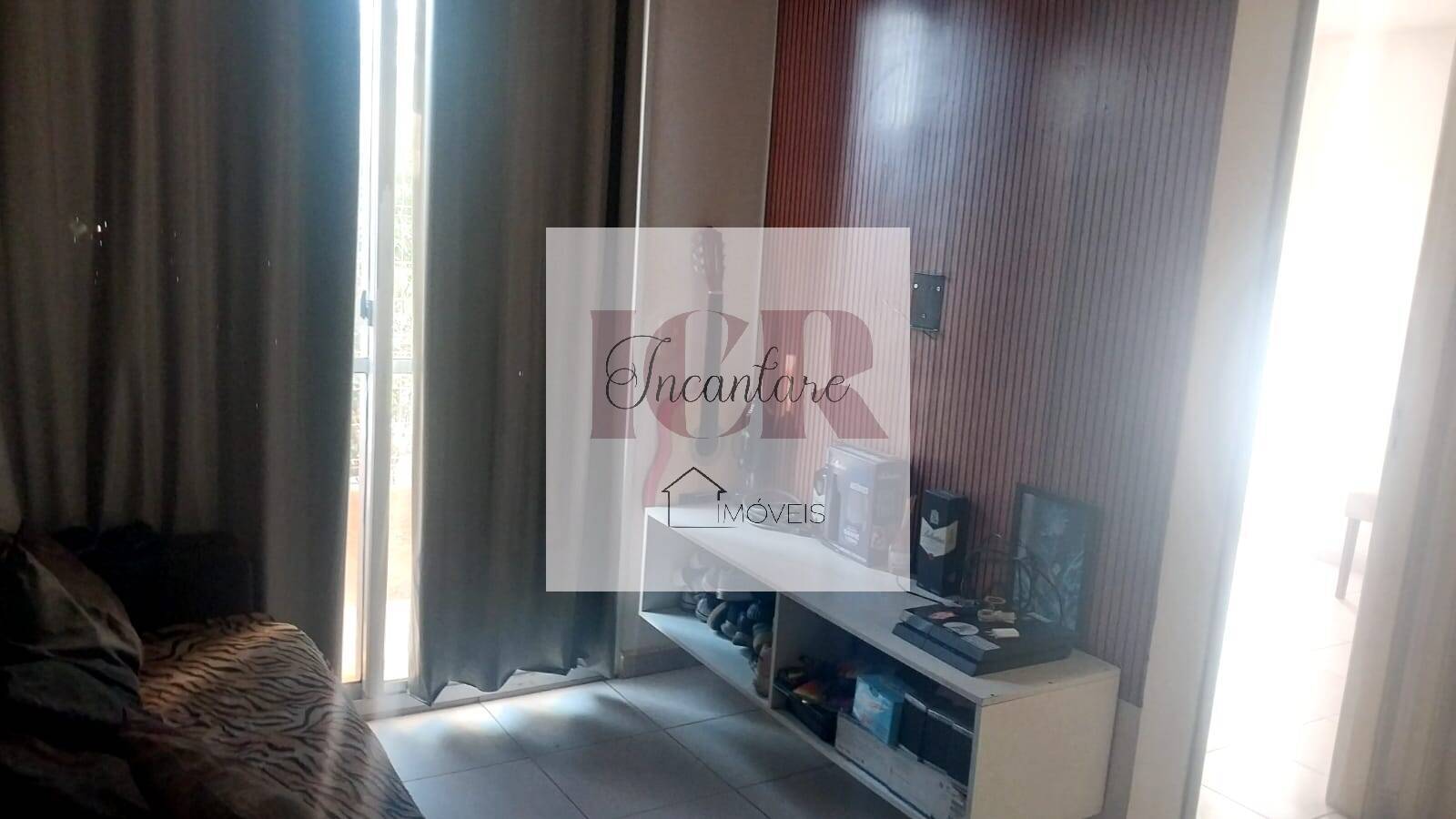 Apartamento à venda com 2 quartos, 42m² - Foto 4