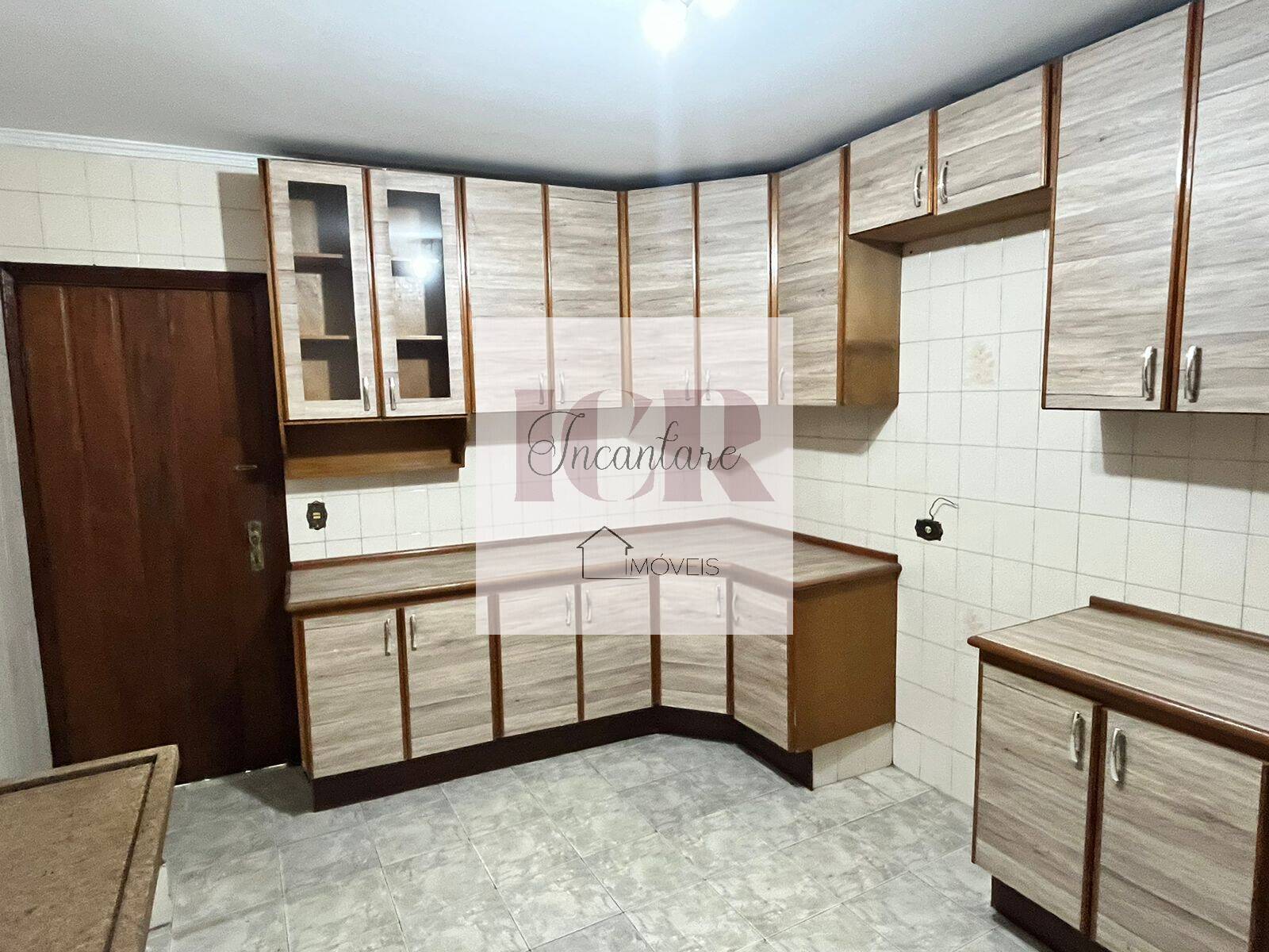 Casa à venda com 4 quartos, 265m² - Foto 16