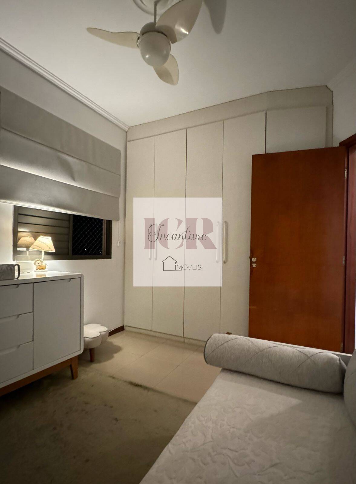 Apartamento à venda com 3 quartos, 74m² - Foto 10