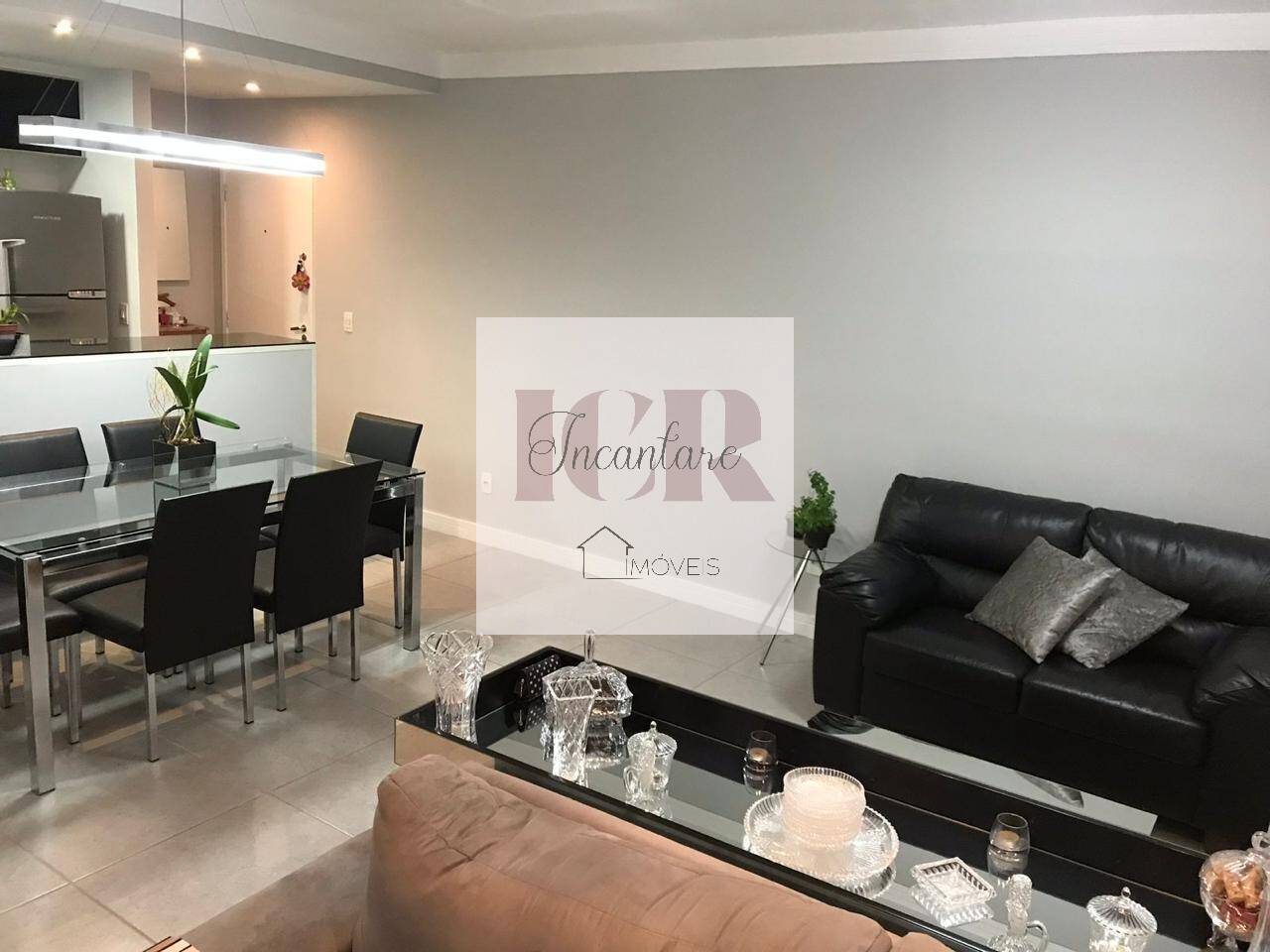 Apartamento à venda com 2 quartos, 70m² - Foto 6