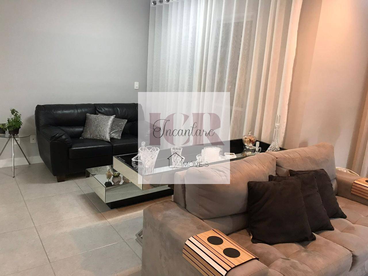 Apartamento à venda com 2 quartos, 70m² - Foto 11