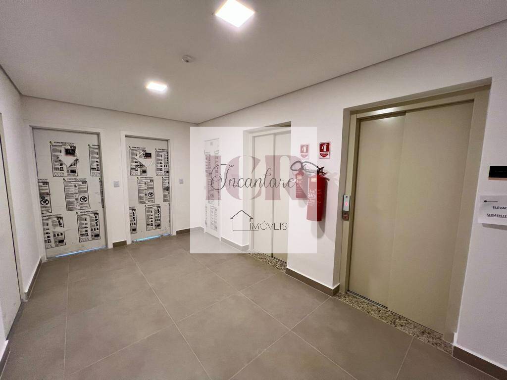 Apartamento à venda com 2 quartos, 70m² - Foto 25