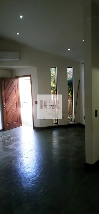 Casa de Condomínio à venda com 3 quartos, 330m² - Foto 7