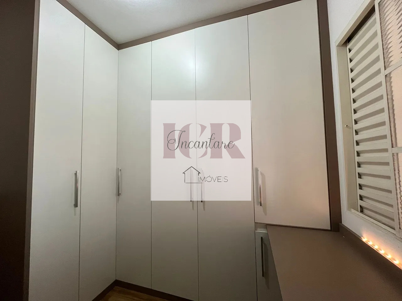 Apartamento à venda com 2 quartos, 52m² - Foto 17