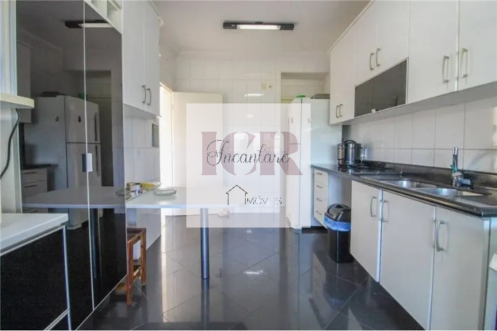 Apartamento à venda com 3 quartos, 110m² - Foto 15