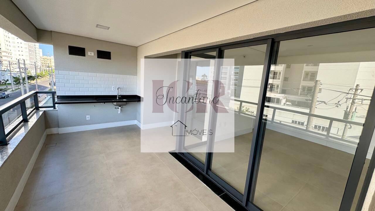 Apartamento à venda com 3 quartos, 131m² - Foto 4