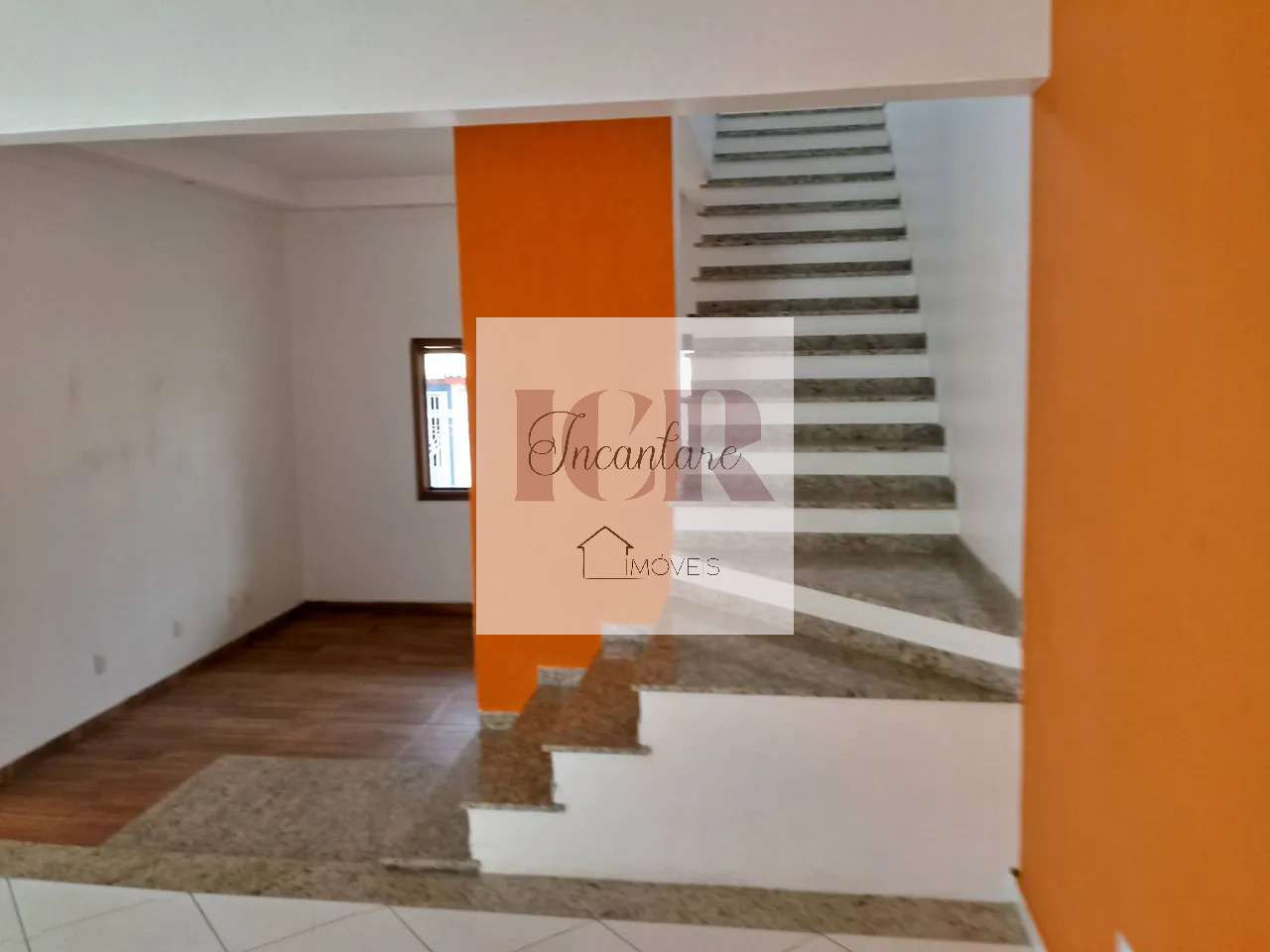 Casa à venda com 4 quartos, 260m² - Foto 5