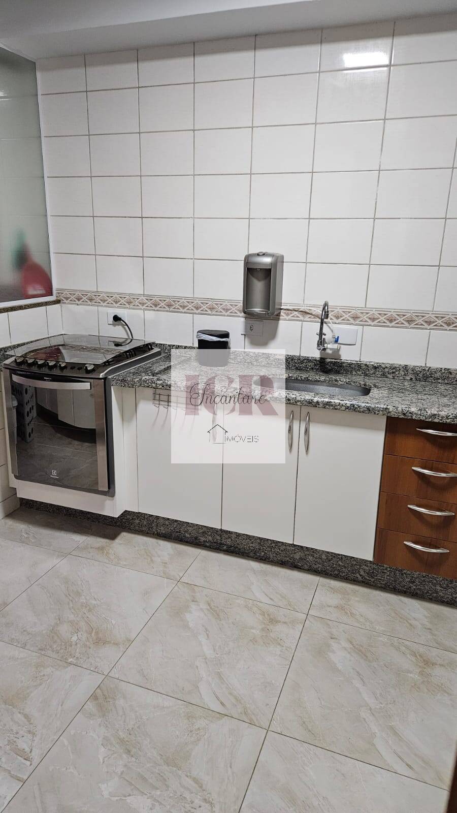 Apartamento à venda com 2 quartos, 60m² - Foto 4