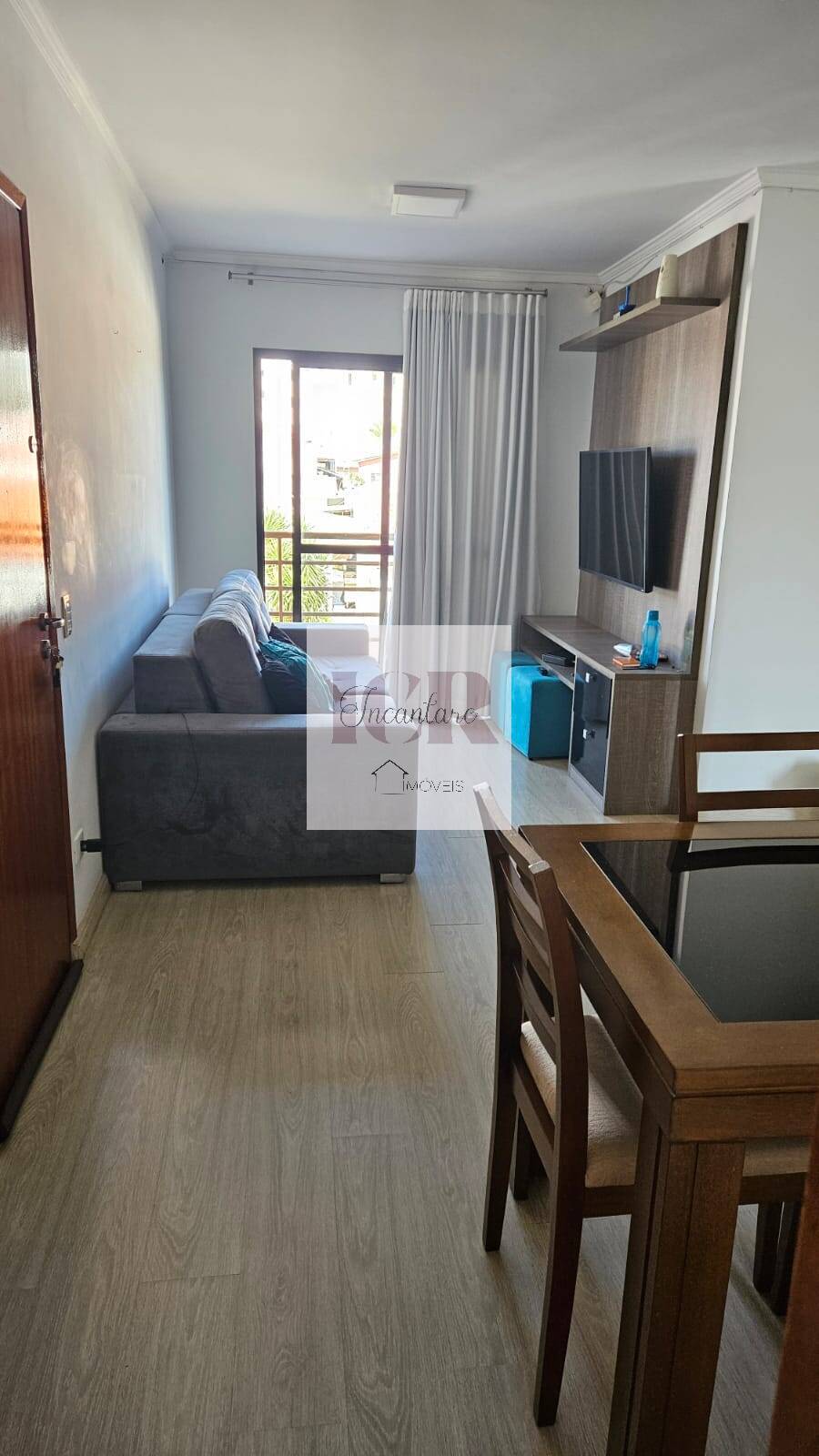 Apartamento à venda com 2 quartos, 60m² - Foto 1