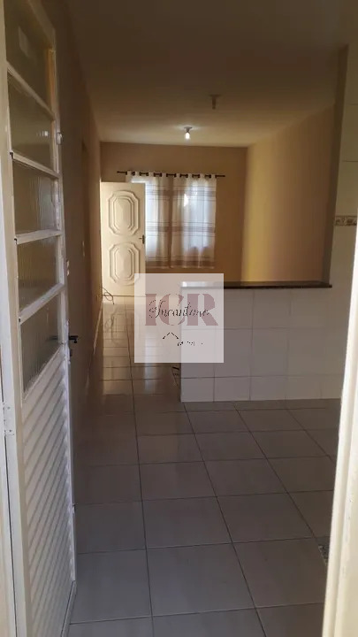 Casa à venda com 2 quartos, 80m² - Foto 13