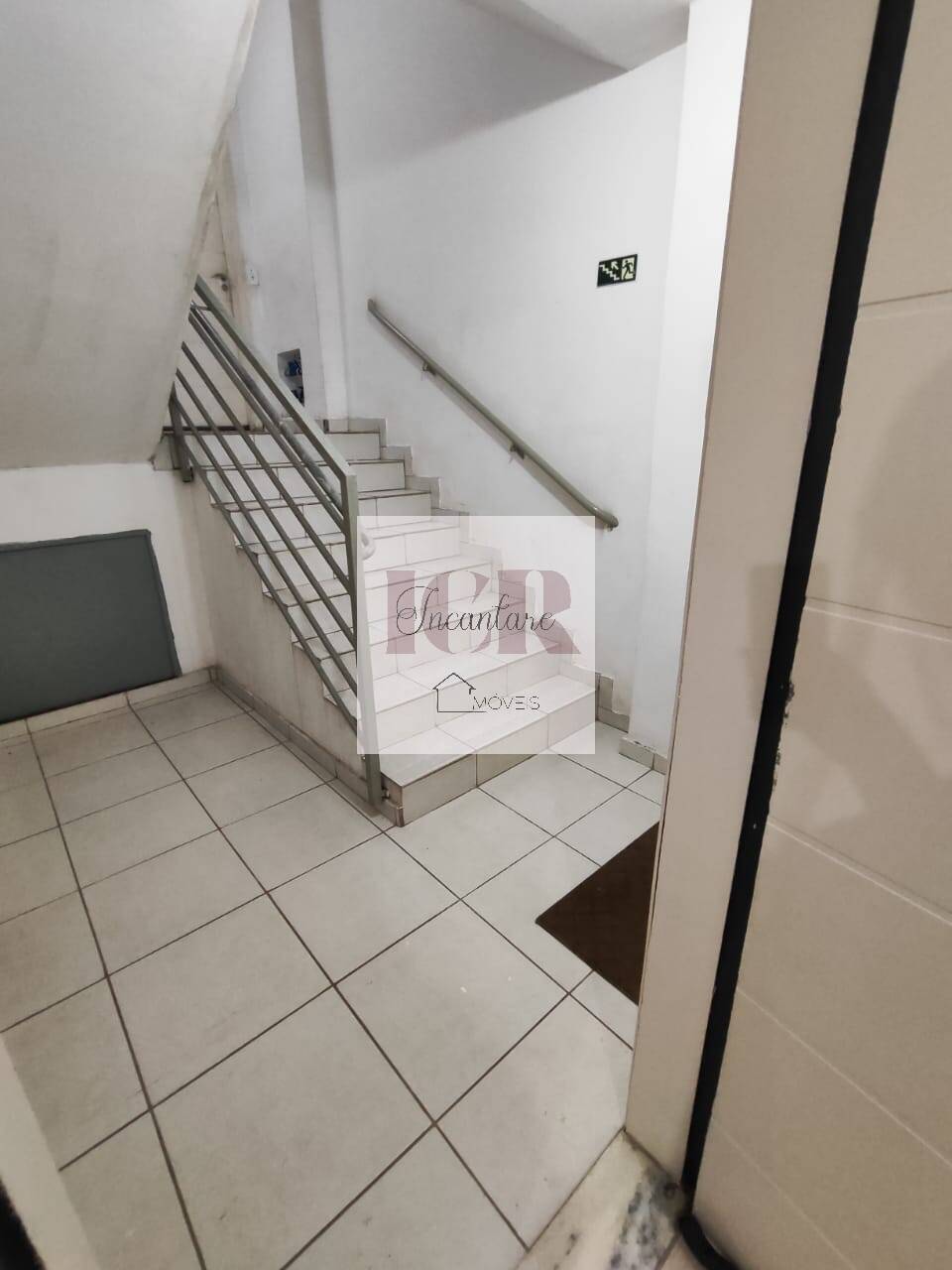 Apartamento à venda com 2 quartos, 49m² - Foto 13