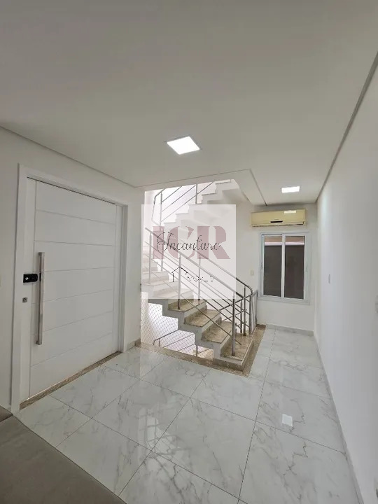 Casa de Condomínio à venda com 3 quartos, 260m² - Foto 3