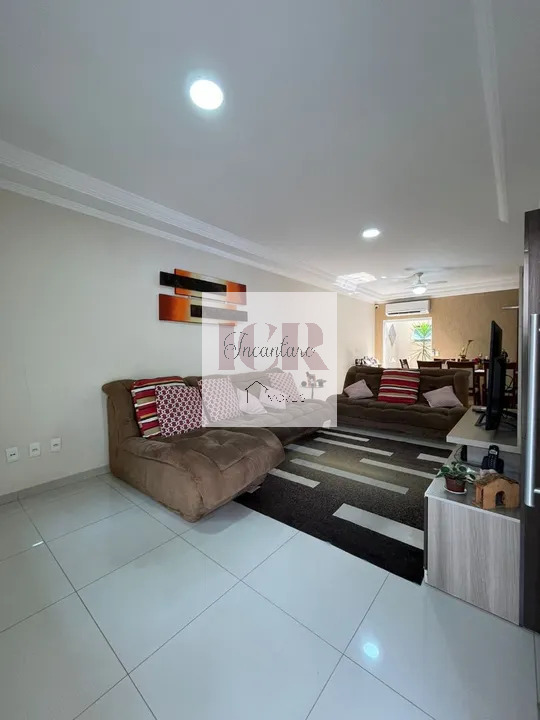 Casa de Condomínio à venda com 3 quartos, 150m² - Foto 1