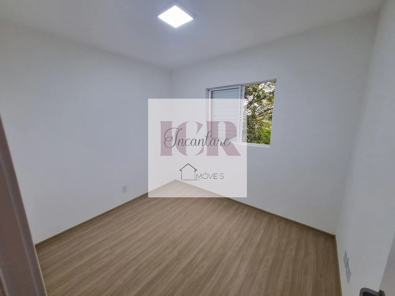 Apartamento à venda com 2 quartos, 43m² - Foto 5