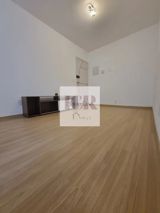 Apartamento à venda com 2 quartos, 43m² - Foto 4