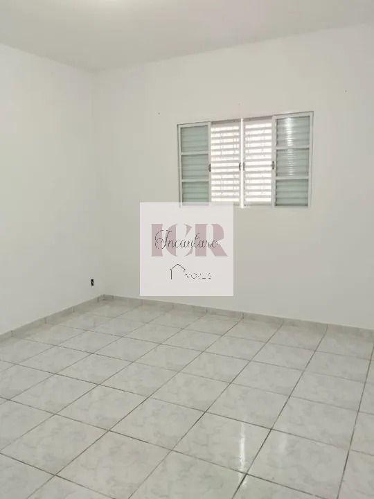 Casa à venda com 2 quartos, 120m² - Foto 13