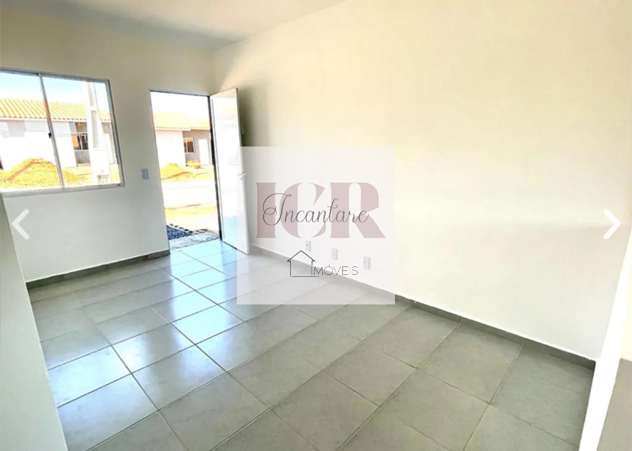 Casa de Condomínio à venda com 2 quartos, 50m² - Foto 1