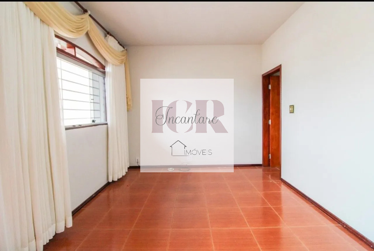 Casa à venda com 3 quartos, 190m² - Foto 9