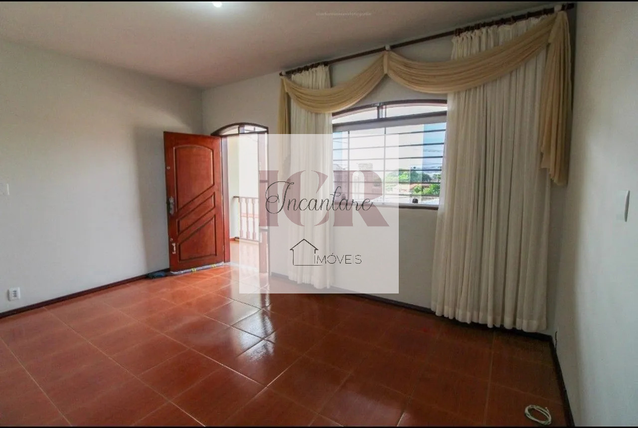 Casa à venda com 3 quartos, 190m² - Foto 11