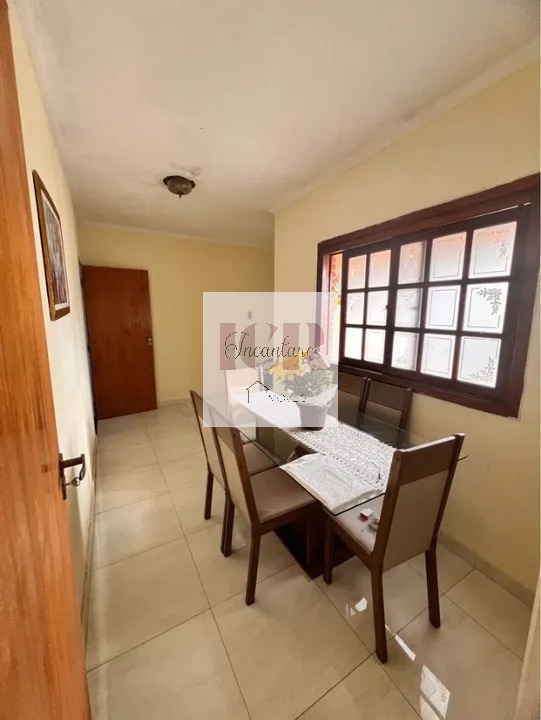 Casa à venda com 3 quartos, 140m² - Foto 4